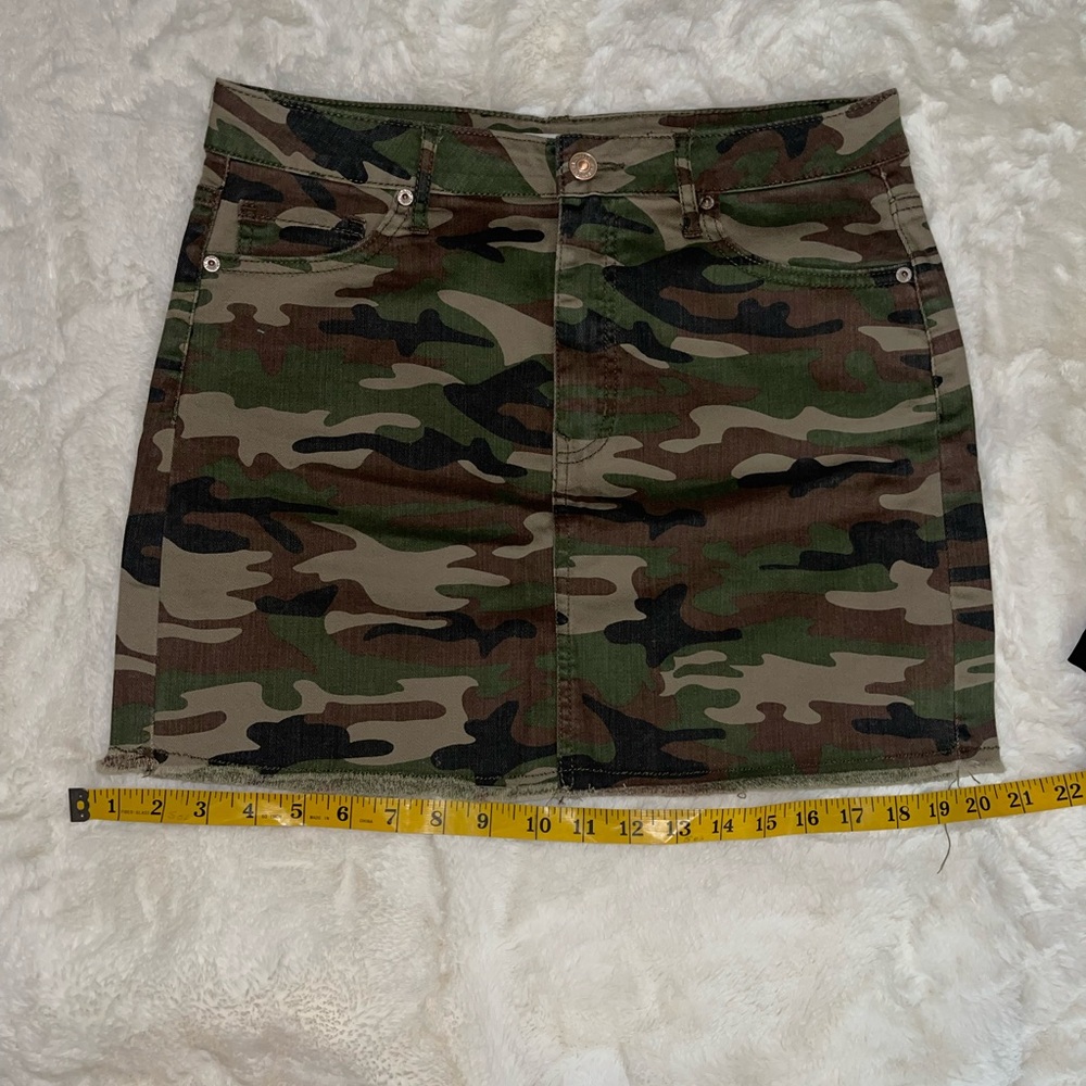 Camo skirt